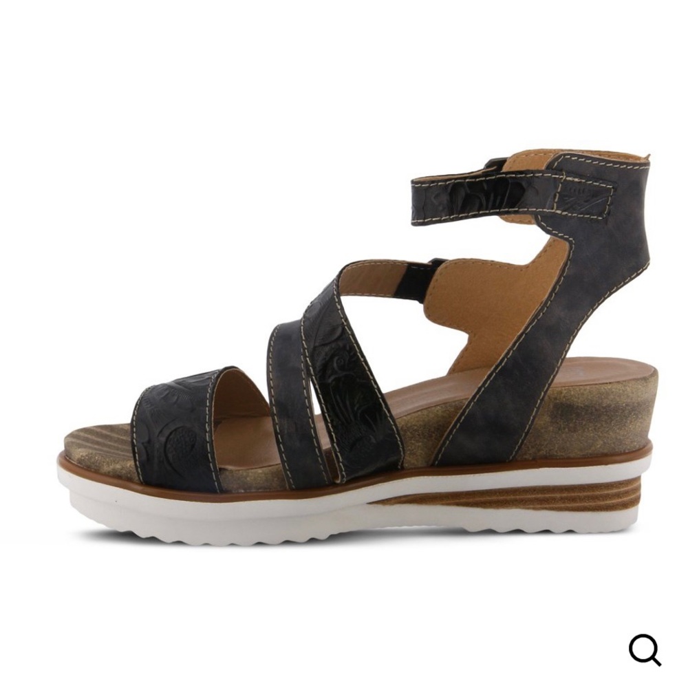 L’Artiste by Spring Step Nolana. NWOB. Sz 39